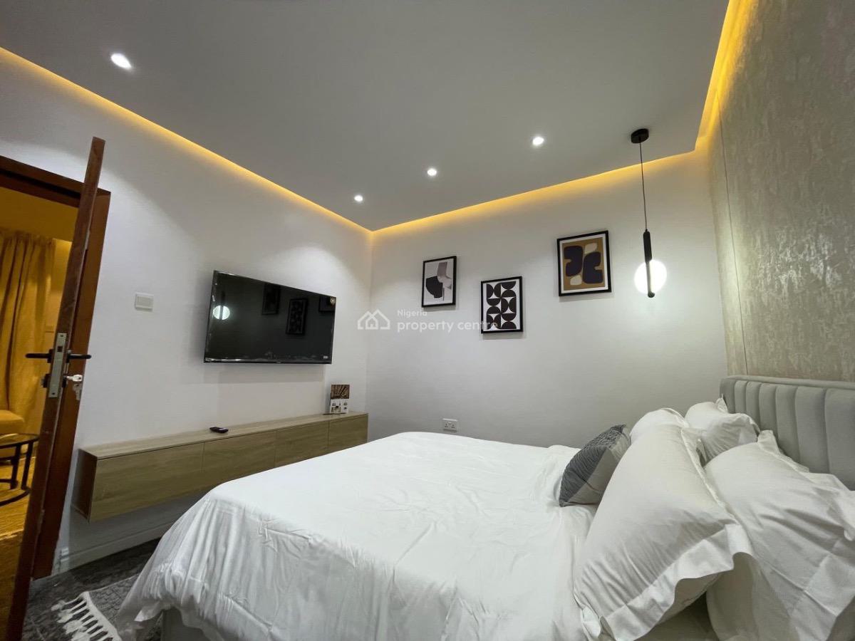 1 Bedroom Maisonette with Ps5 and Swimming Pool, Lekki Phase 1, Lekki, Lagos, Flat / Apartment Short Let