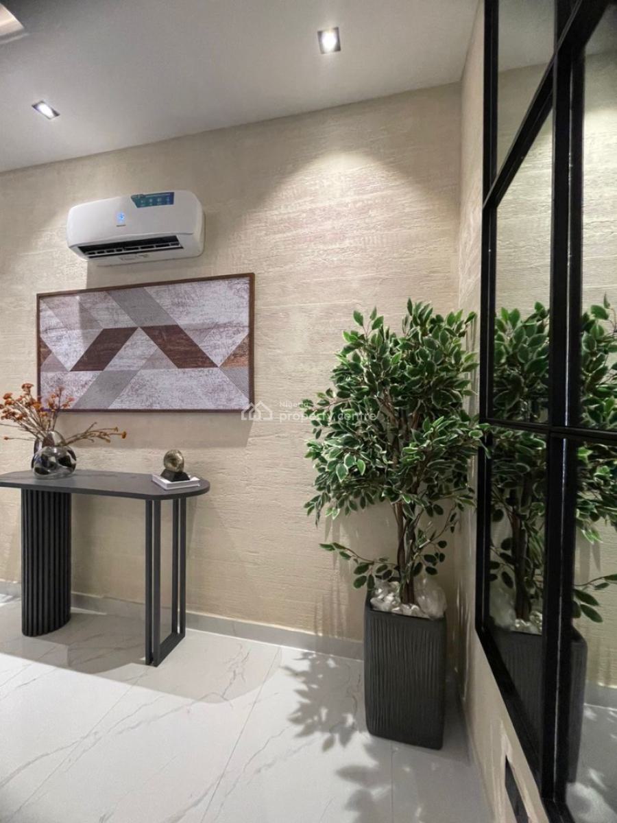 a Luxurious Two Bedroom High Rise Apartment, Lekki Phase 1, Lekki, Lagos, Flat / Apartment Short Let