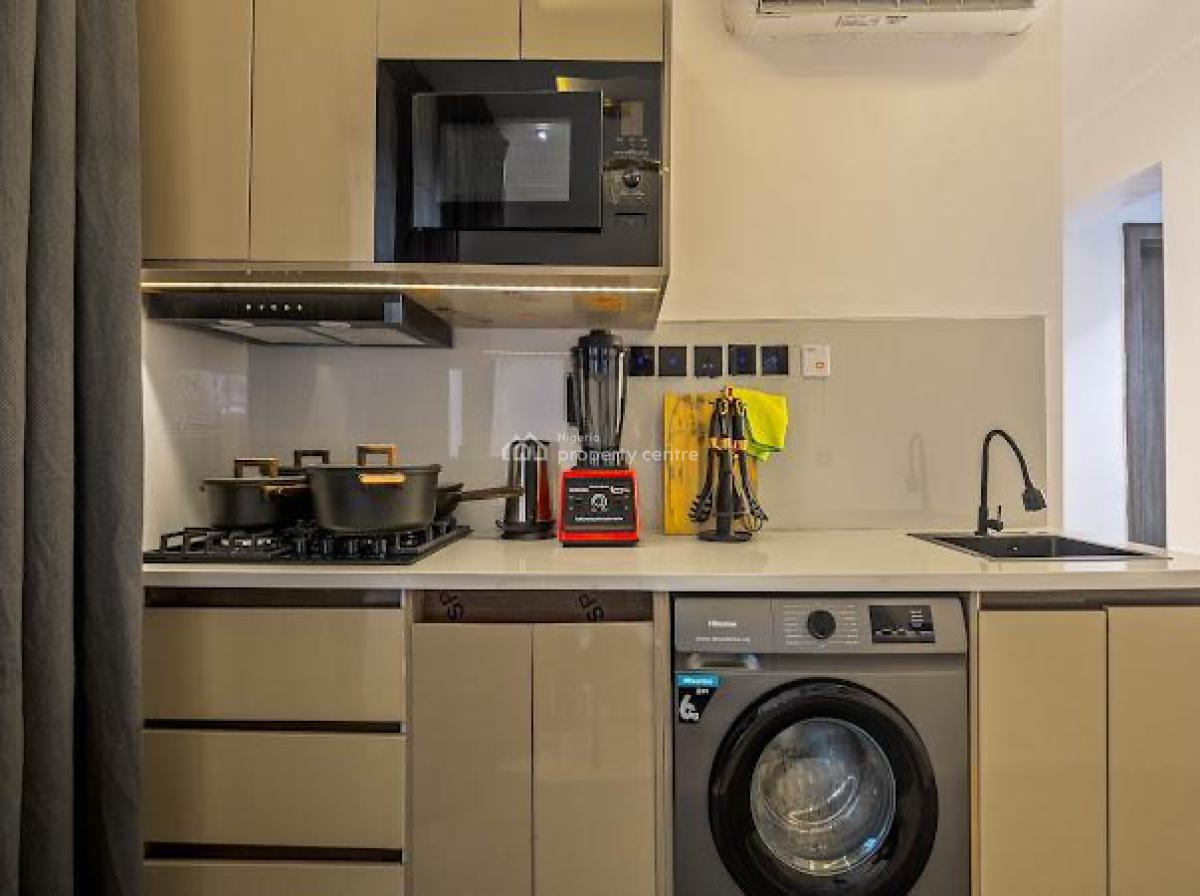 a Chic 1-bedroom Apartment, Old Ikoyi, Ikoyi, Lagos, Mini Flat (room and Parlour) Short Let