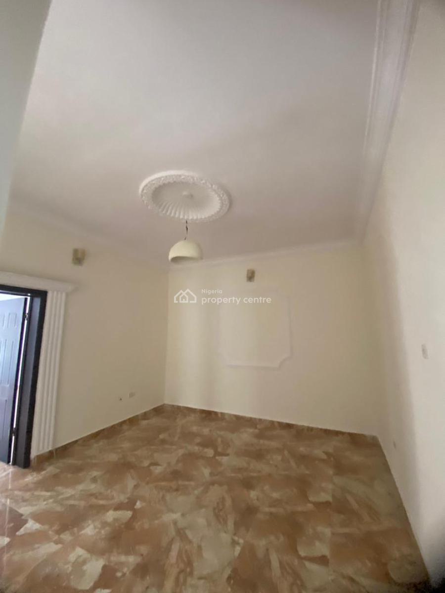 Well Renovated Four Bedroom Duplexes, Ologolo, Lekki, Lagos, House for Rent