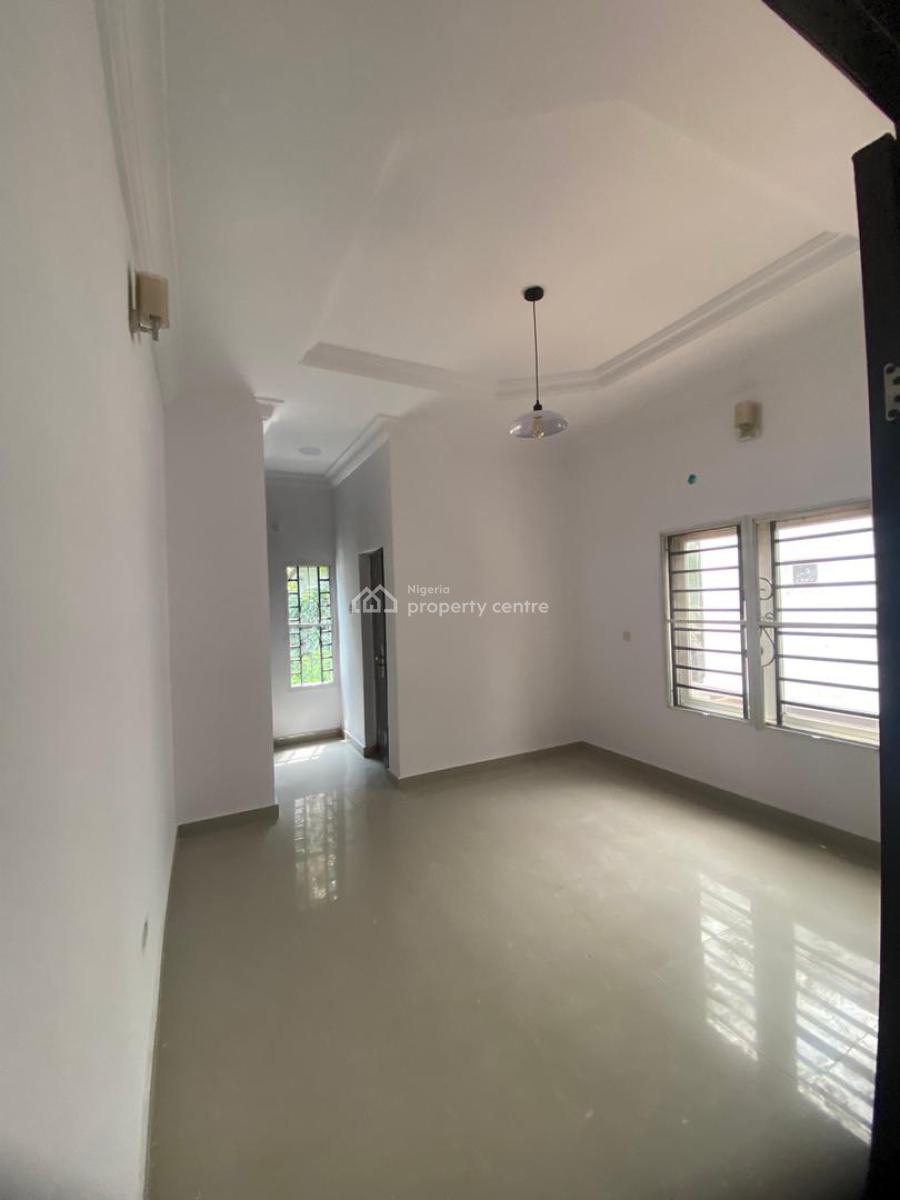 Well Renovated Four Bedroom Duplexes, Ologolo, Lekki, Lagos, House for Rent