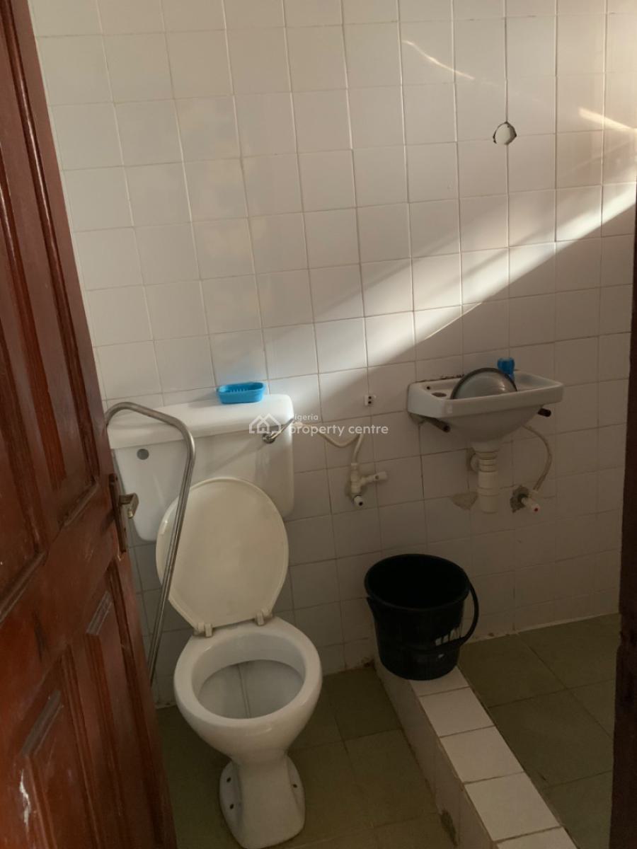 Spacious 4 Bedroom Semi Detached Duplex, Gra Phase 1, Magodo, Lagos, Semi-detached Duplex for Rent