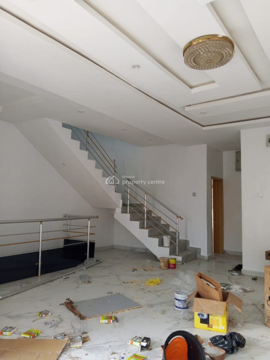 Luxury 2bedrooms Apartments with Swimming Pool and Gym, Lekki Phase 1, Lekki, Lagos, Flat / Apartment for Rent