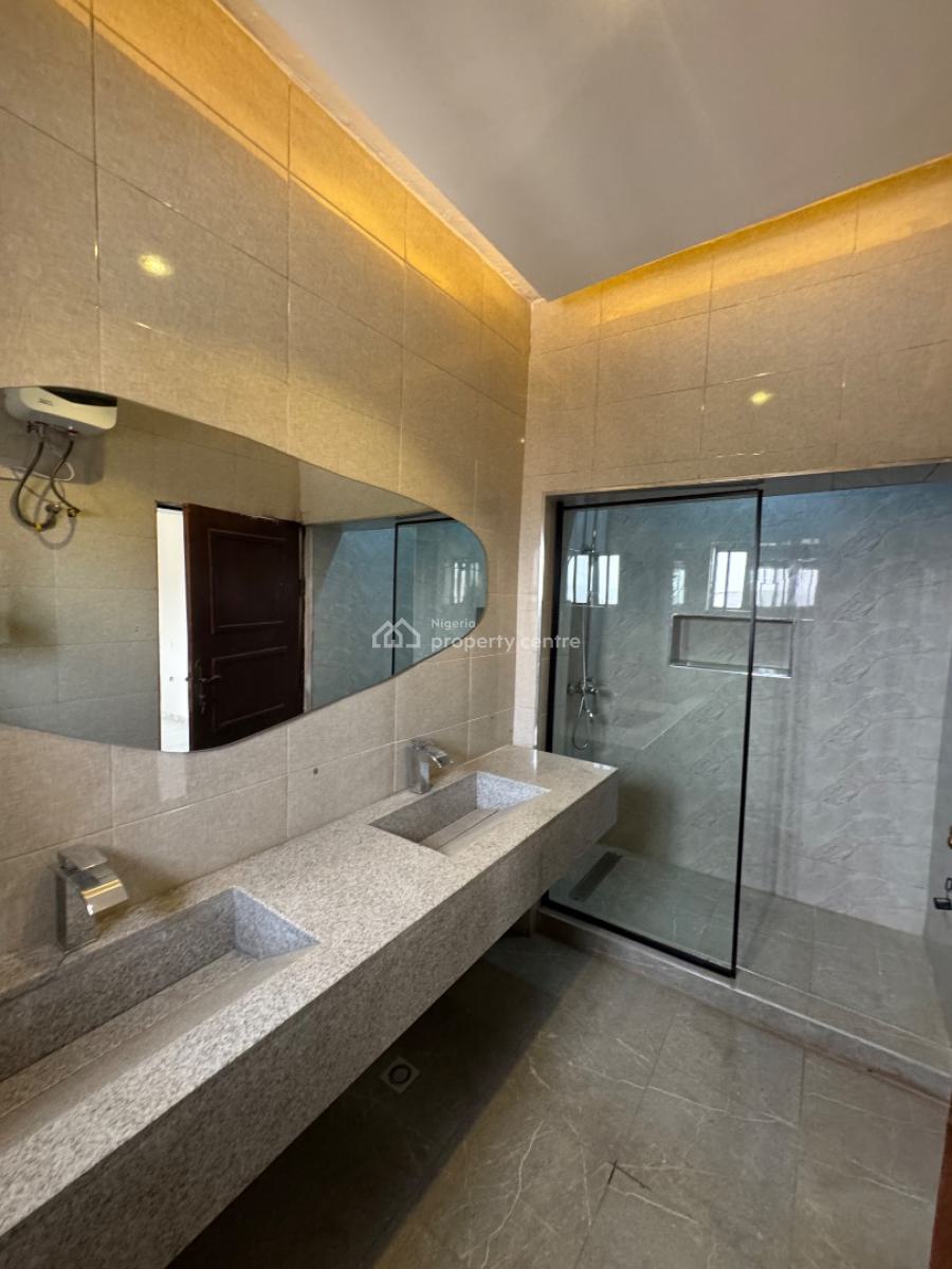 Well Spacious Renovated 3bedrooms Flats., Maitama,abuja., Maitama District, Abuja, Flat / Apartment for Rent