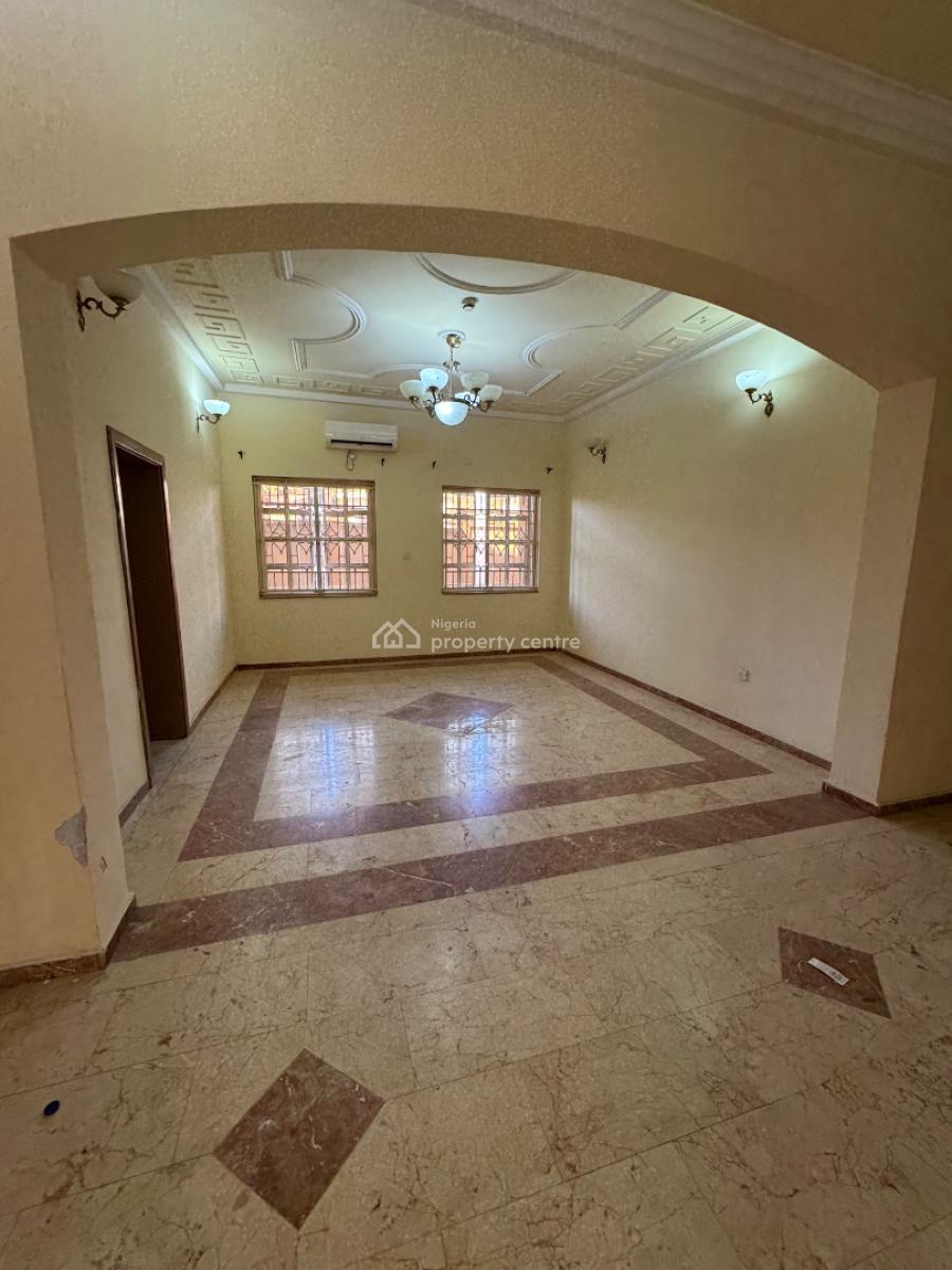 Well Spacious and Serviced 3bedrooms Flats with Boys Quarter., Maitama, Maitama District, Abuja, Flat / Apartment for Rent