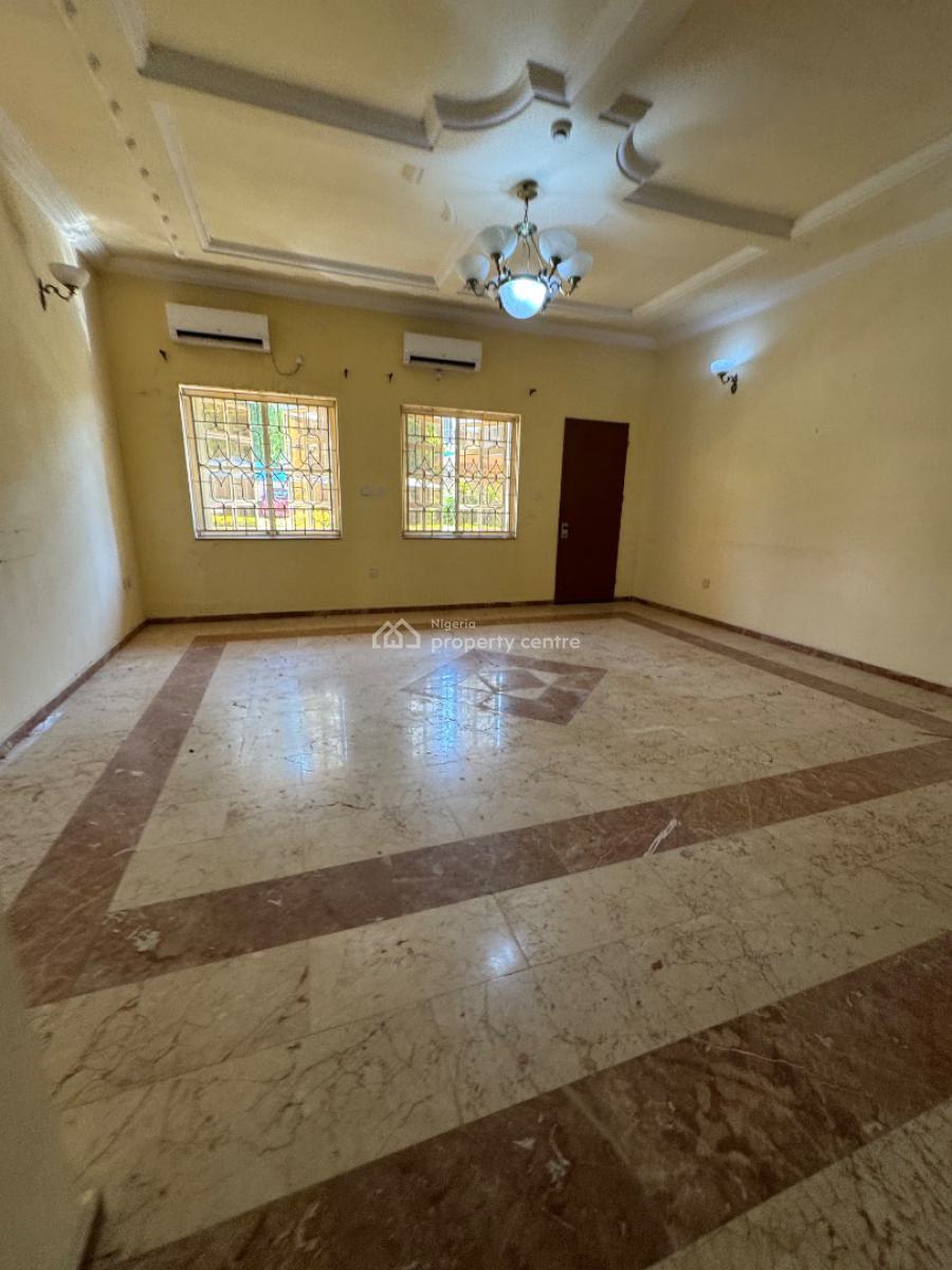 Well Spacious and Serviced 3bedrooms Flats with Boys Quarter., Maitama, Maitama District, Abuja, Flat / Apartment for Rent