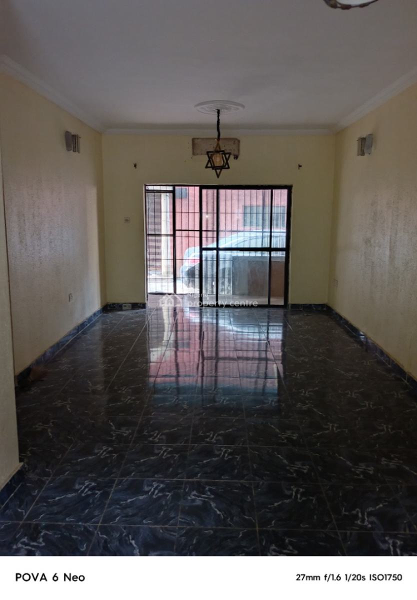 Executive and Super 4 Bedroom Flat, Off Randle Avenue, Surulere, Surulere, Lagos, Flat / Apartment for Rent