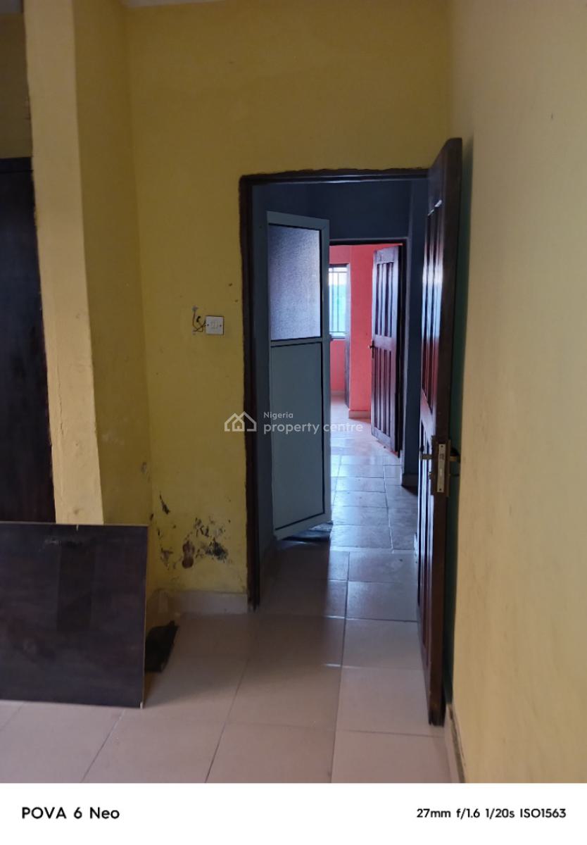 Executive and Super 4 Bedroom Flat, Off Randle Avenue, Surulere, Surulere, Lagos, Flat / Apartment for Rent