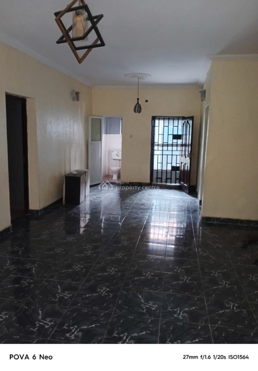 Executive and Super 4 Bedroom Flat, Off Randle Avenue, Surulere, Surulere, Lagos, Flat / Apartment for Rent