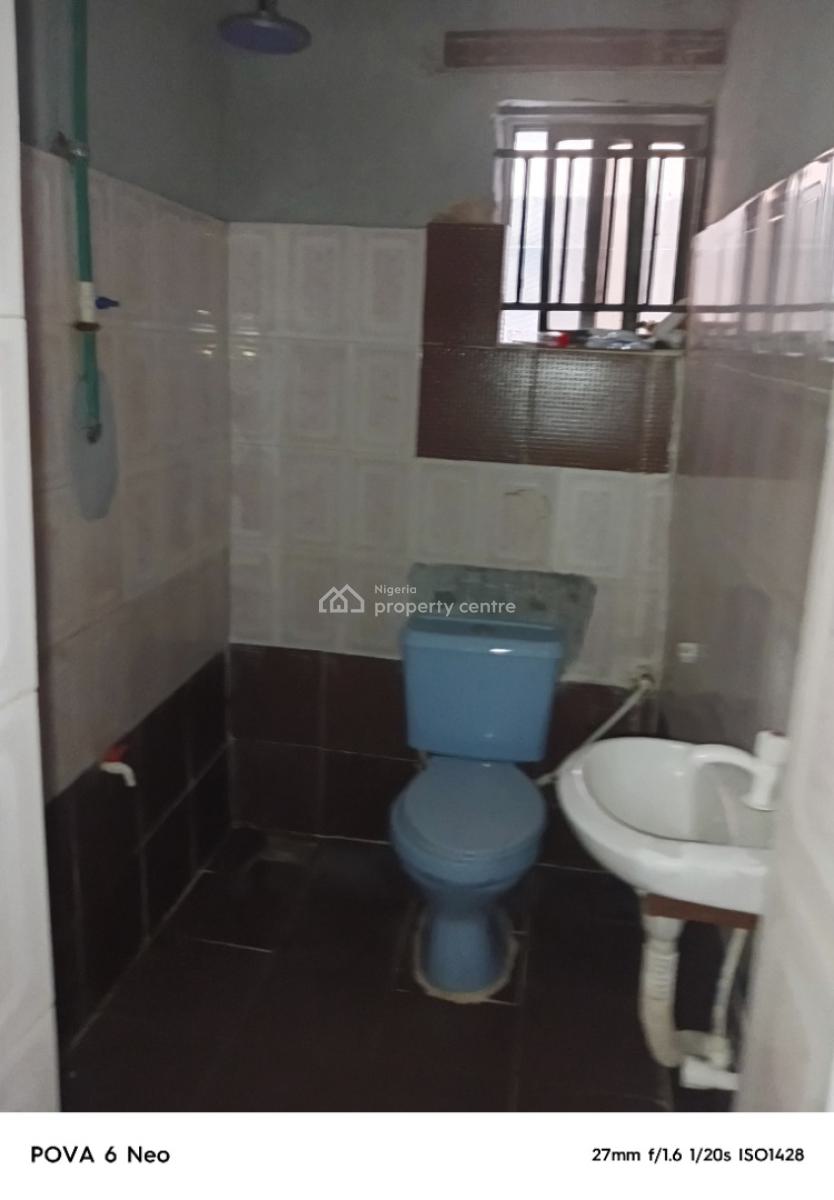 Executive and Super 4 Bedroom Flat, Off Randle Avenue, Surulere, Surulere, Lagos, Flat / Apartment for Rent