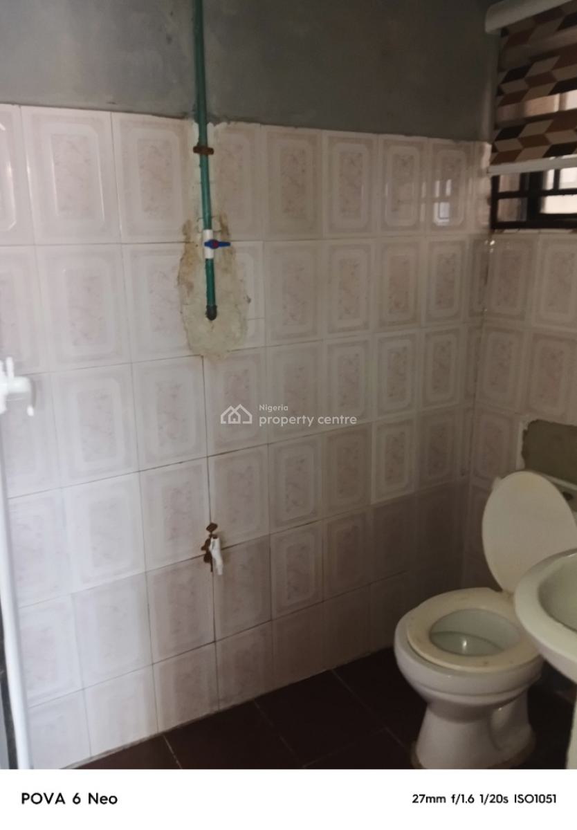 Executive and Super 4 Bedroom Flat, Off Randle Avenue, Surulere, Surulere, Lagos, Flat / Apartment for Rent