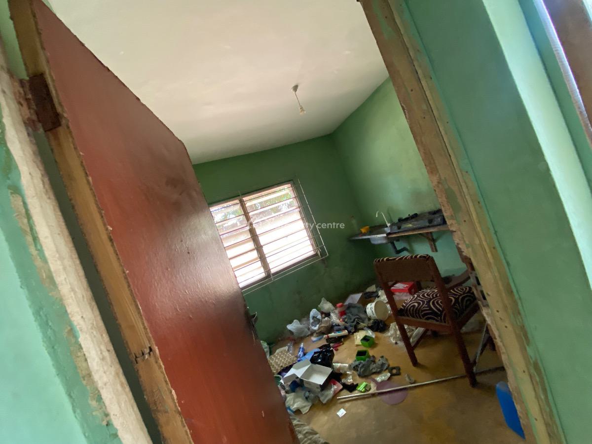 a Room Self Contain, Bodija Estate, New Bodija, Ibadan, Oyo, Self Contain (single Rooms) for Rent