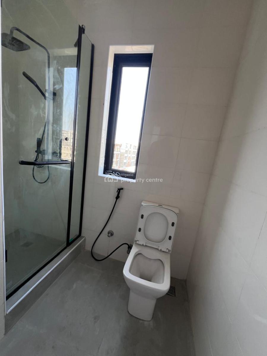 Luxury Newly Built 2 Bedroom Plus Bq, Pool, Gym, Elevator, 24hrs Power, in an Estate Off Freedom Way Lekki-phase-1, Lekki Phase 1, Lekki, Lagos, Flat / Apartment for Rent