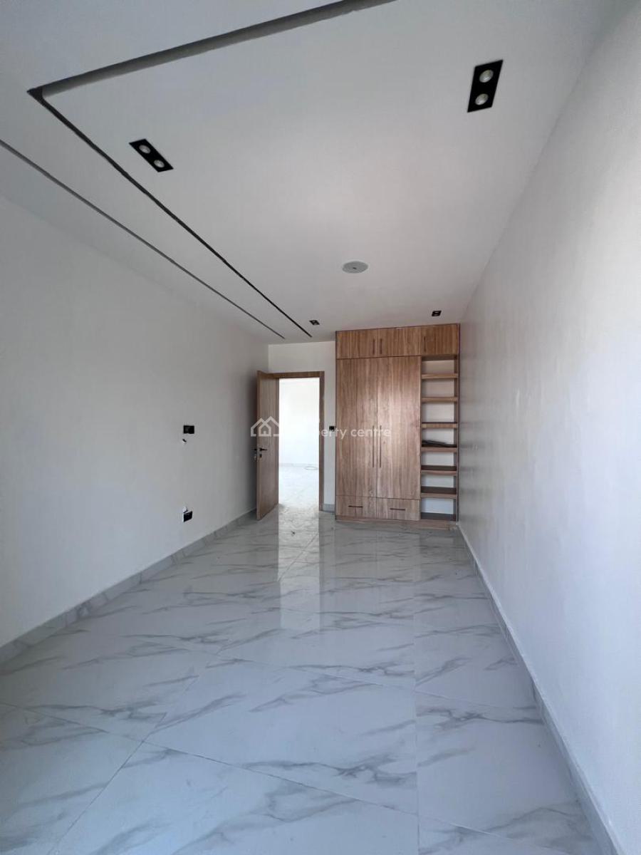 Luxury Newly Built 2 Bedroom Plus Bq, Pool, Gym, Elevator, 24hrs Power, in an Estate Off Freedom Way Lekki-phase-1, Lekki Phase 1, Lekki, Lagos, Flat / Apartment for Rent