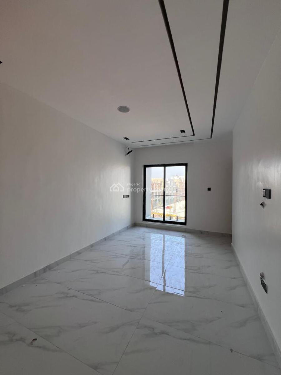 Luxury Newly Built 2 Bedroom Plus Bq, Pool, Gym, Elevator, 24hrs Power, in an Estate Off Freedom Way Lekki-phase-1, Lekki Phase 1, Lekki, Lagos, Flat / Apartment for Rent