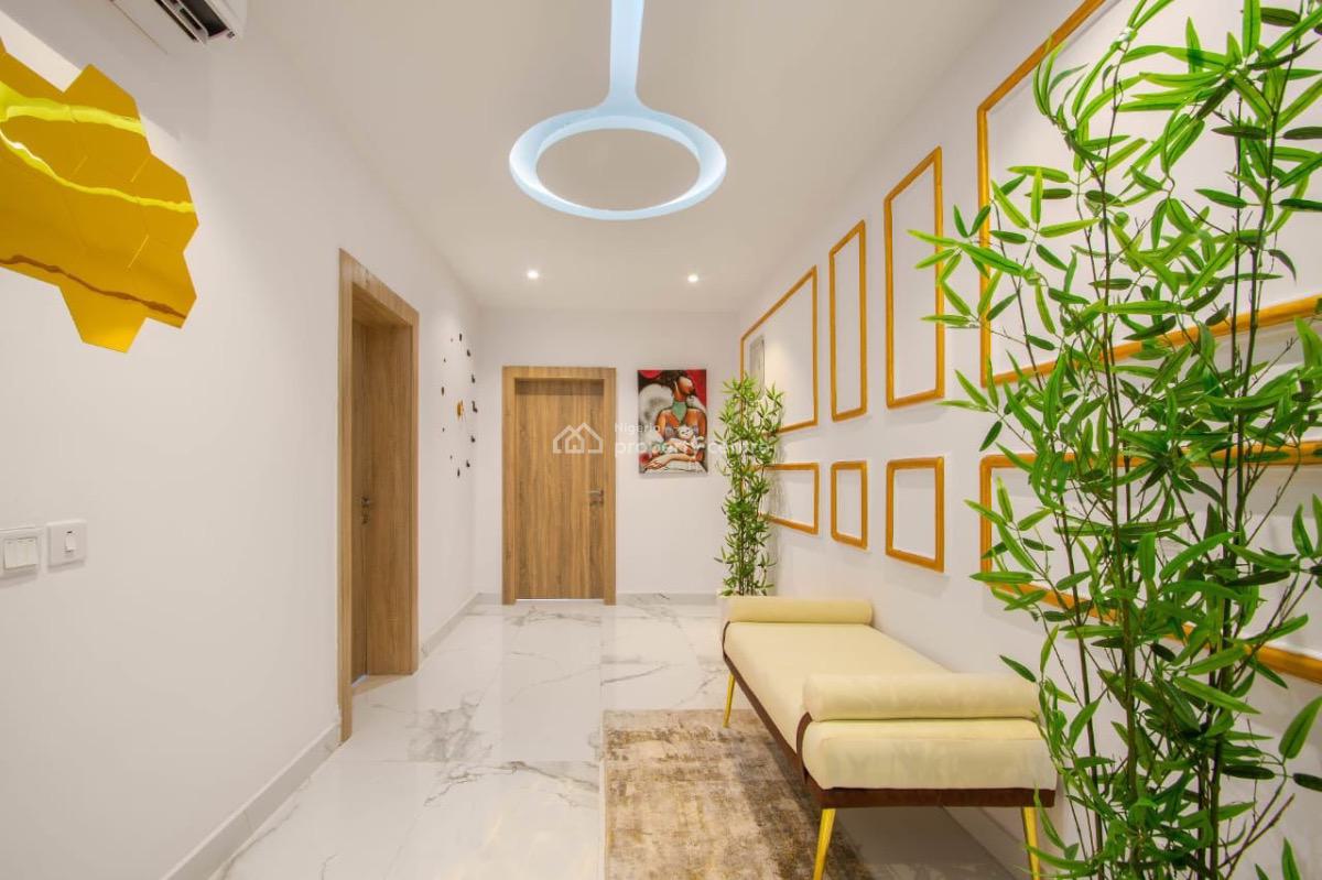 Luxurious and Cozy 2bedroom Apartment with Snooker Board, Osapa London, Lekki, Lagos, Flat / Apartment Short Let