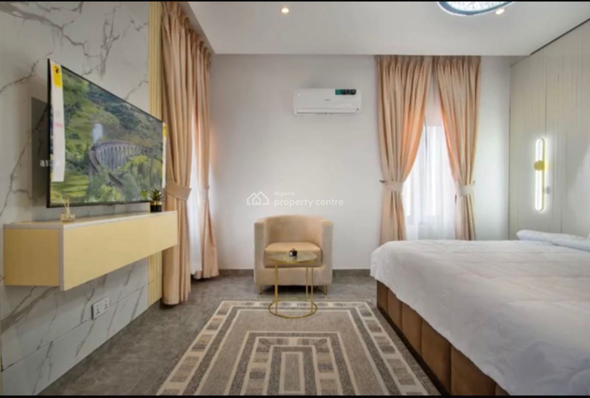 Luxurious and Cozy 2bedroom Apartment with Snooker Board, Osapa London, Lekki, Lagos, Flat / Apartment Short Let