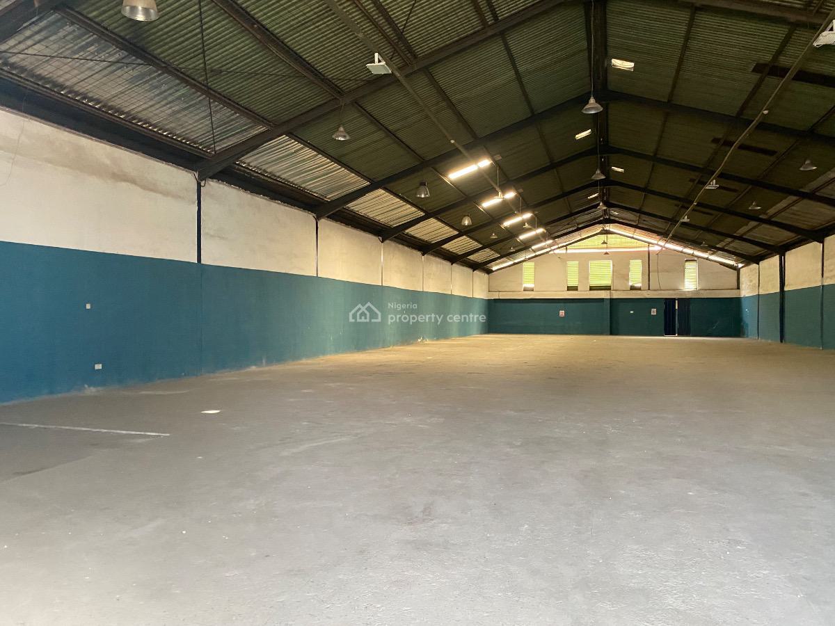 1000 Sqm Warehouse for Storage, Off Oba Akran Ikeja, Ikeja, Lagos, Warehouse for Rent
