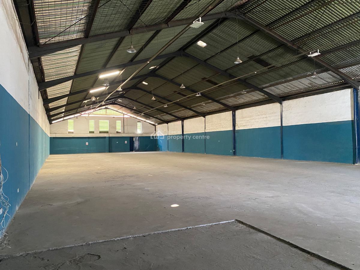 1000 Sqm Warehouse for Storage, Off Oba Akran Ikeja, Ikeja, Lagos, Warehouse for Rent