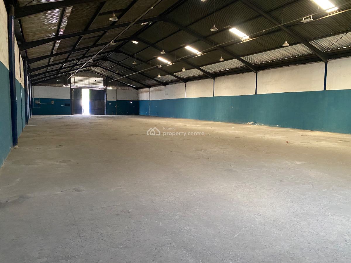1000 Sqm Warehouse for Storage, Off Oba Akran Ikeja, Ikeja, Lagos, Warehouse for Rent
