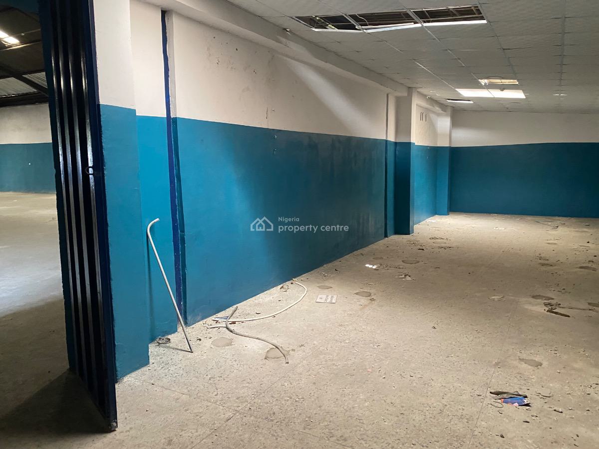 1000 Sqm Warehouse for Storage, Off Oba Akran Ikeja, Ikeja, Lagos, Warehouse for Rent