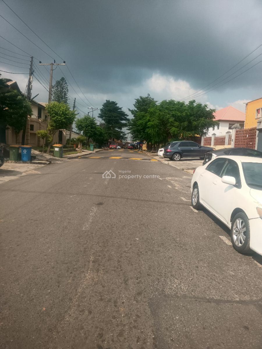 Newly 5 Bedrom Semi-detached Hse + 3 Bedroom Massionatte + 1 Bq, Gra Phase 2, Magodo, Lagos, Semi-detached Duplex for Rent