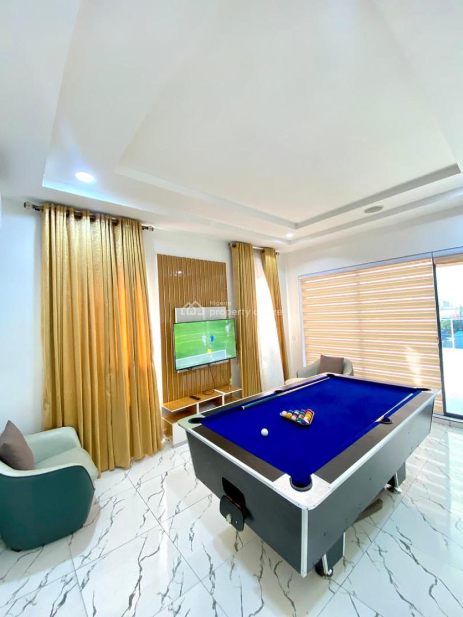 5 Bedroom Apartments, Lekki Phase 1, Lekki, Lagos, Flat / Apartment for Rent