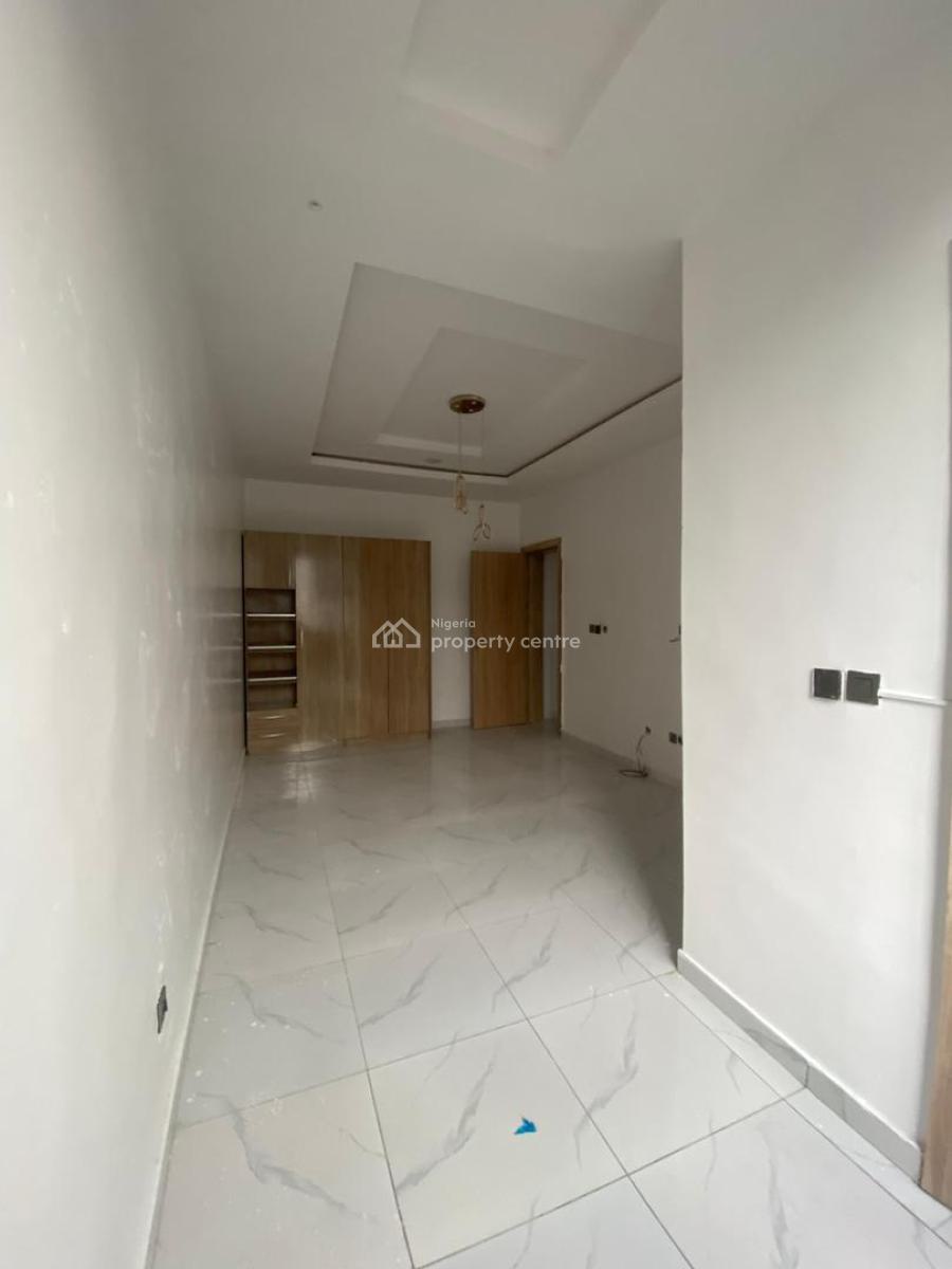 Lovely 2 Bedroom Apartment with Swimming Pool in a Secure Estate, Ologolo, Lekki, Lagos, Flat / Apartment for Sale