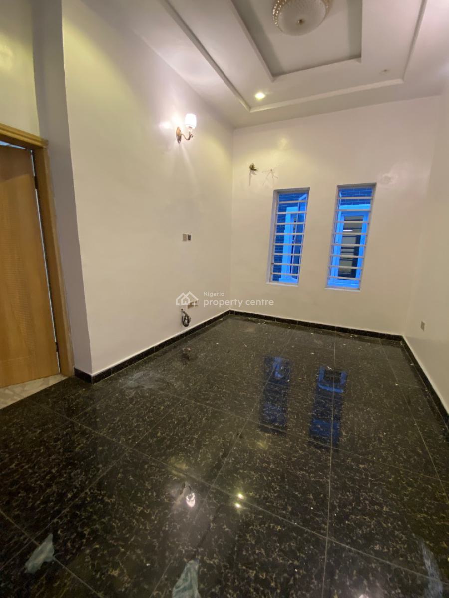 Standard Mini Flat Available, Oral Estate, Lekki Expressway, Lekki, Lagos, Mini Flat (room and Parlour) for Rent