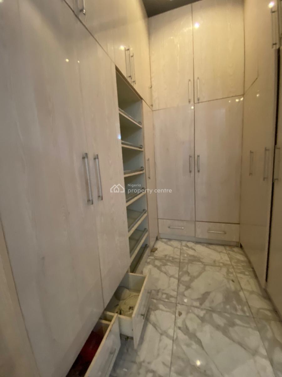 Standard Mini Flat Available, Oral Estate, Lekki Expressway, Lekki, Lagos, Mini Flat (room and Parlour) for Rent