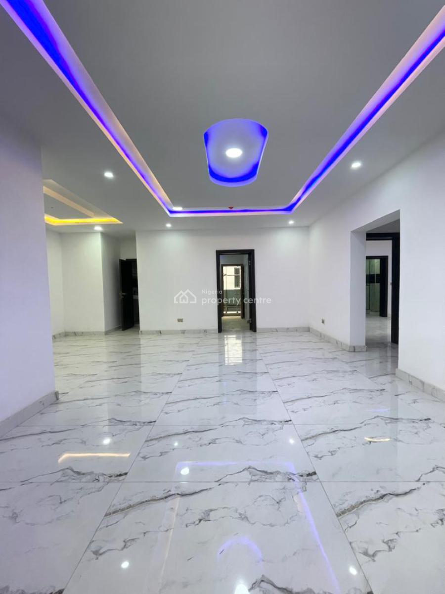 Lovely 2/3 Bedroom Apartment with Bq, Pool in a Secure Estate, Lekki Phase 1, Lekki, Lagos, Flat / Apartment for Sale