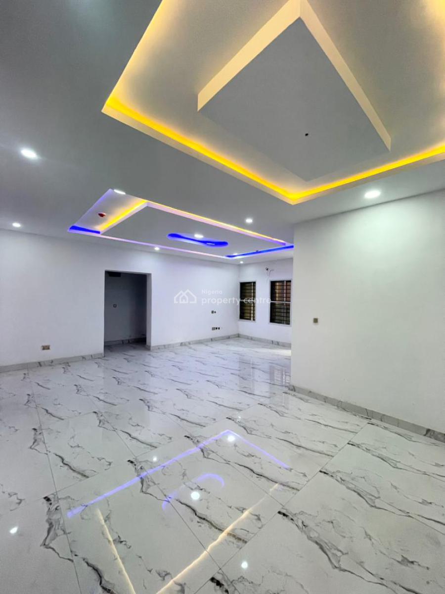 Lovely 2/3 Bedroom Apartment with Bq, Pool in a Secure Estate, Lekki Phase 1, Lekki, Lagos, Flat / Apartment for Sale