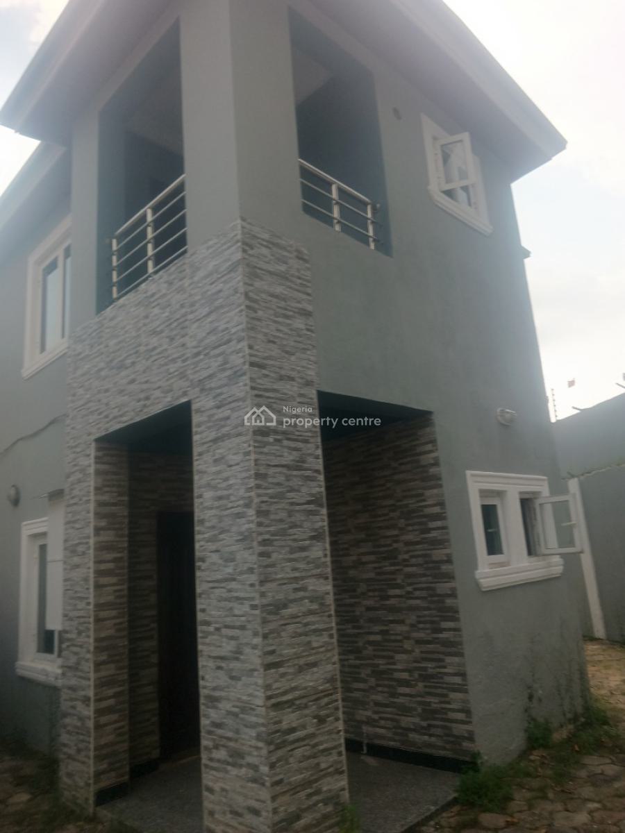 Lovely 4 Bedrom Detach Duplex+ 2 Units of Mini Flat (up & Down) 6 Cars, Gra Phase 2, Magodo, Lagos, Detached Duplex for Rent