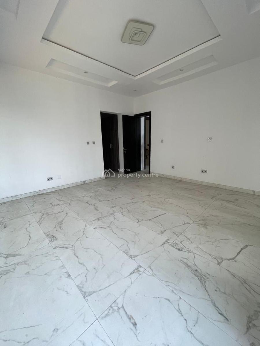 These Beautifully Built 3 Bedroom Maisonette Apartment, Ikate, Lekki, Lagos, Flat / Apartment for Sale