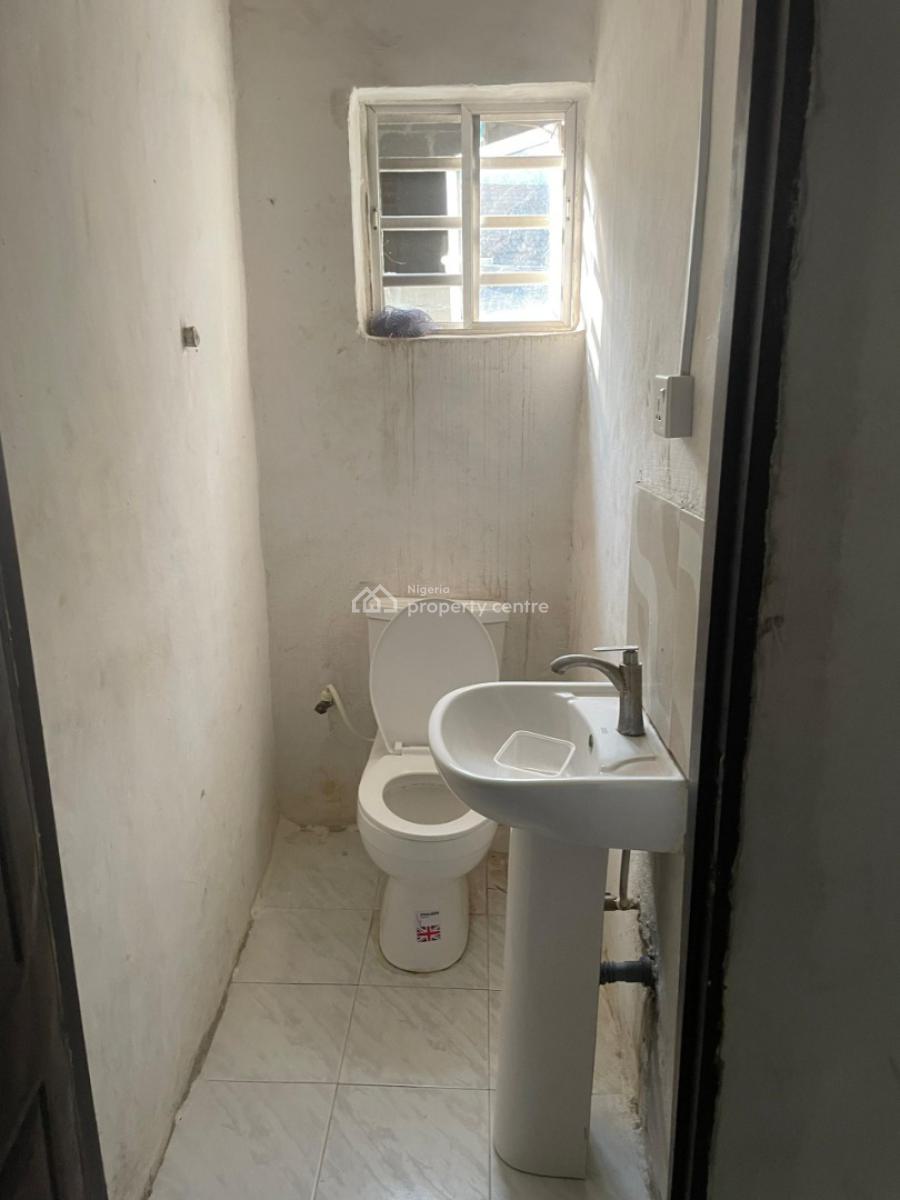 Two Ensuite Bedrooms., Seaside Estate, Badore, Ajah, Lagos, Flat / Apartment for Rent