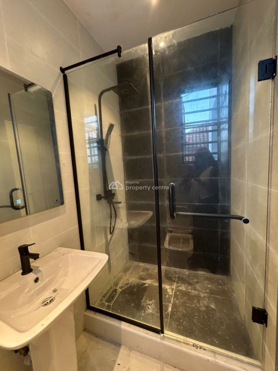 2-bedroom Apartment, Osapa, Lekki, Lagos, Flat / Apartment for Sale