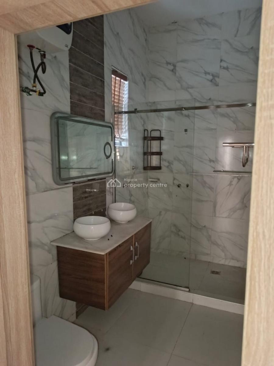 Self Compound 4 Semi Detached Bedroom Duplex with Bq in Hrc Harris, Harris Drive Hrc Estate 🏡 Lekki Lagos State, Lekki, Lagos, Semi-detached Duplex for Sale