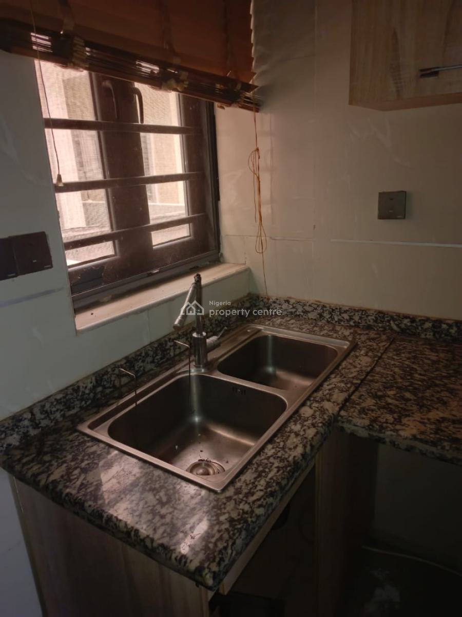 Self Compound 4 Semi Detached Bedroom Duplex with Bq in Hrc Harris, Harris Drive Hrc Estate 🏡 Lekki Lagos State, Lekki, Lagos, Semi-detached Duplex for Sale