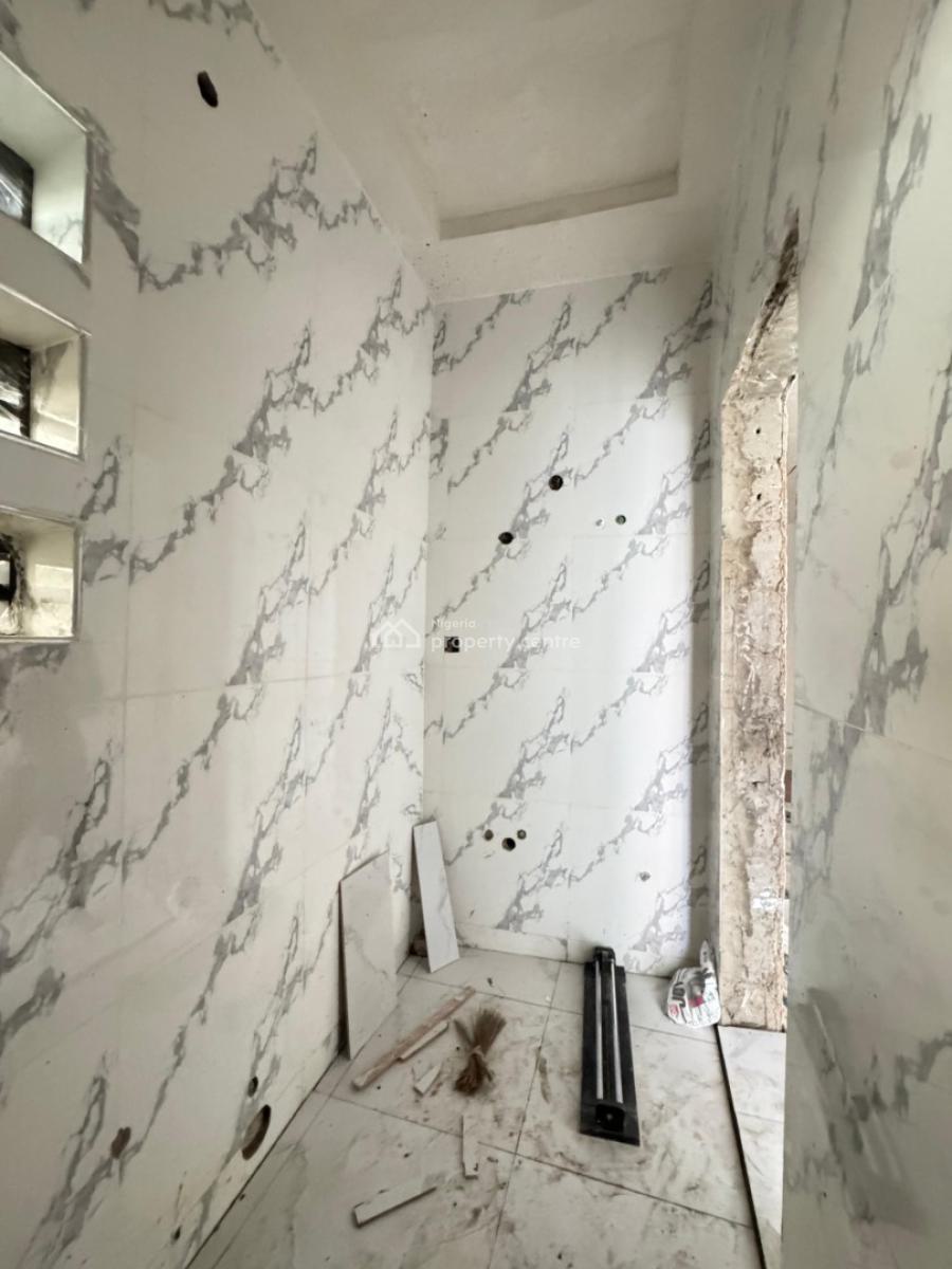 Well Built 4 Bedroom Semi Detached Duplex, Ebute Metta West, Yaba, Lagos, Semi-detached Duplex for Sale