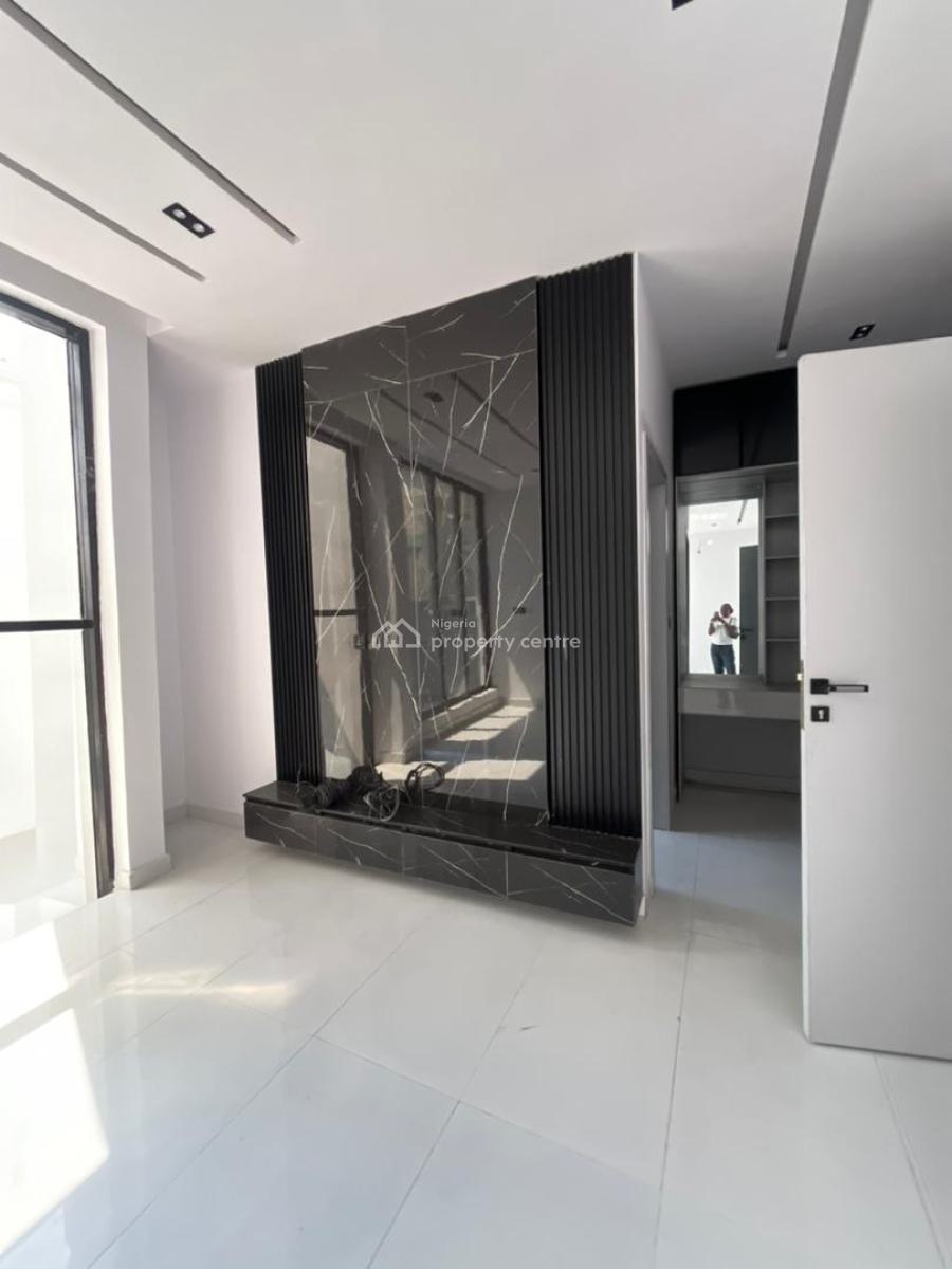 4 Bedroom Semi Detached Duplex, Llc Road, Lekki Opposite Chevron, Lekki Phase 2, Lekki, Lagos, Semi-detached Duplex for Rent