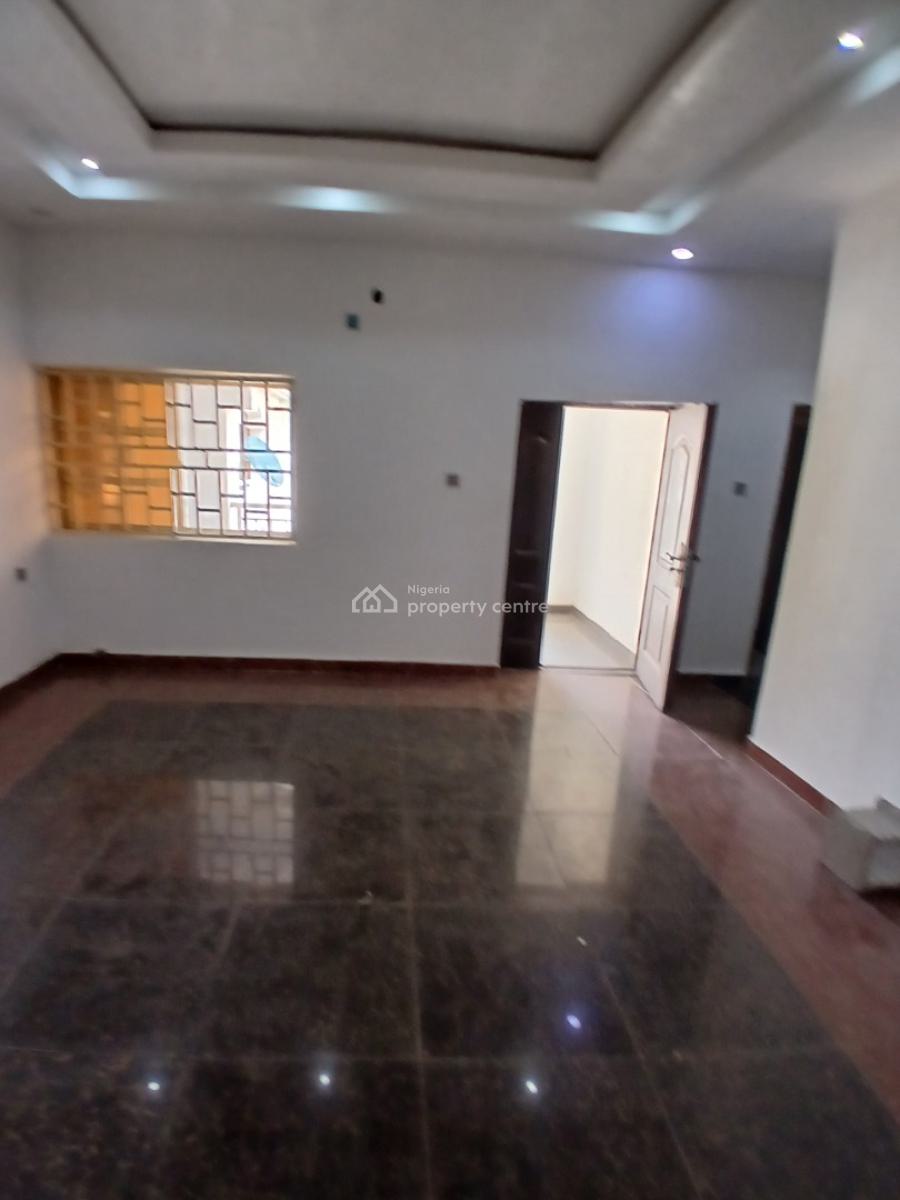 Newly Renovated 2 Bedrooms, Durumi, Abuja, Flat / Apartment for Rent