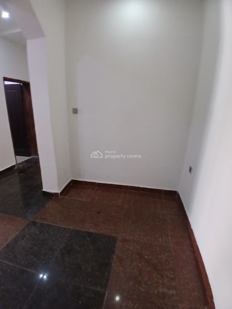 Newly Renovated 2 Bedrooms, Durumi, Abuja, Flat / Apartment for Rent