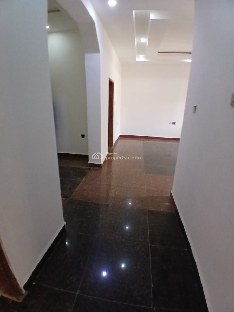 Newly Renovated 2 Bedrooms, Durumi, Abuja, Flat / Apartment for Rent