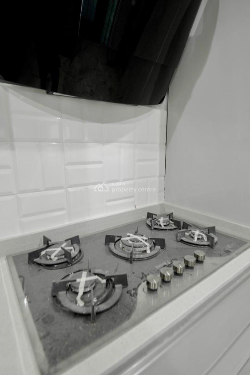 Brand-new Luxury 3 Bedroom Apartment with Bq, Off Admiralty Way, Lekki Phase 1, Lekki, Lagos, Block of Flats for Sale