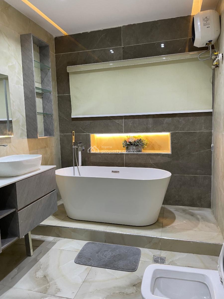 4 Bedroom Duplex with Amazing Features, Lekki Phase 1, Lekki, Lagos, Flat / Apartment Short Let