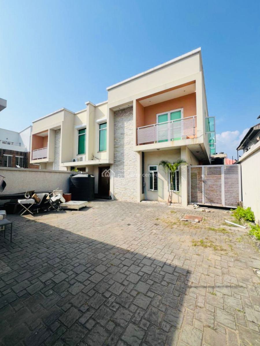 Exquisite and Spacious 4 Bedroom Semi Detached Duplex with Bq, Lekki Phase 1, Lekki, Lagos, Semi-detached Duplex for Rent