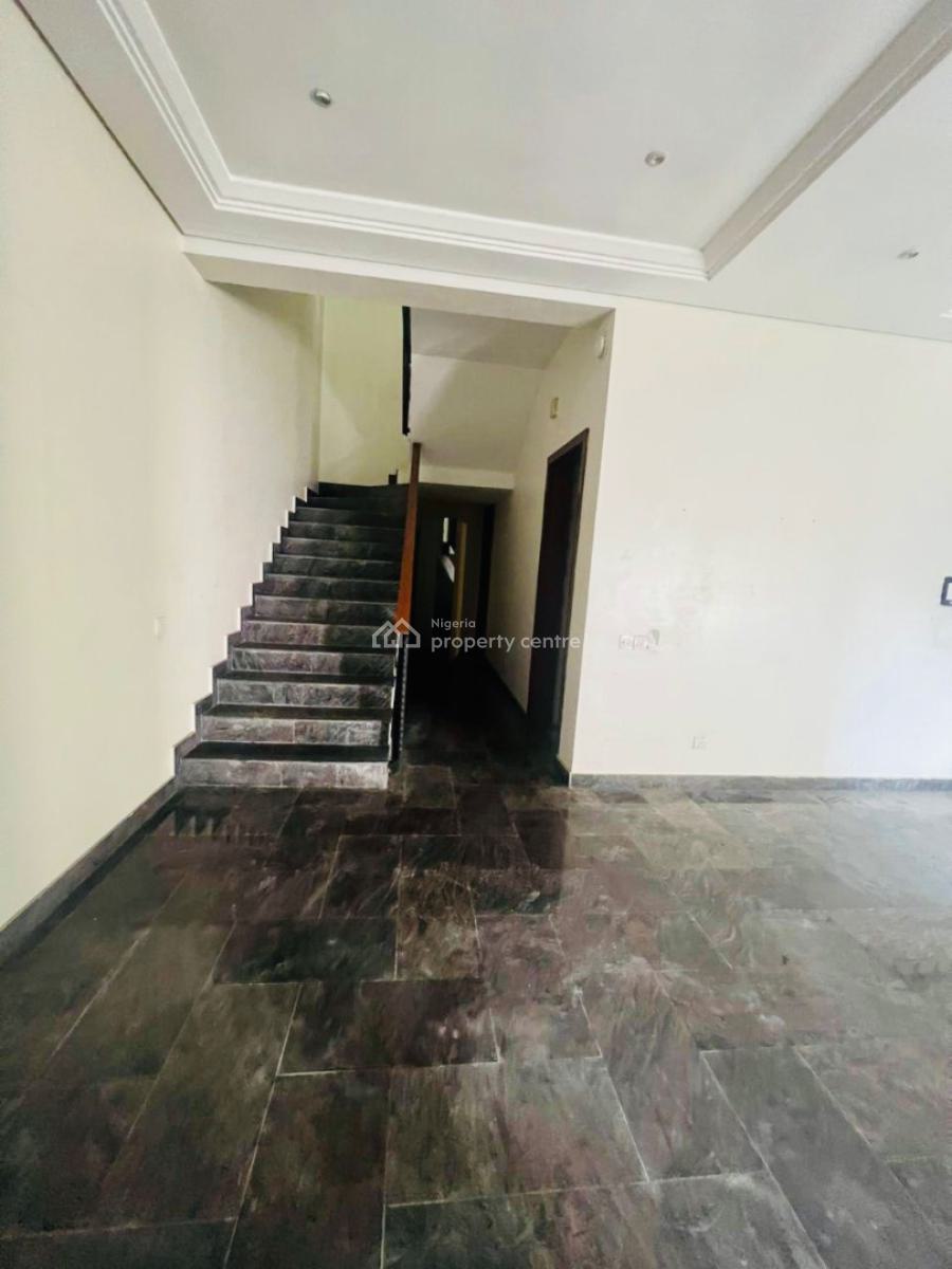 Exquisite and Spacious 4 Bedroom Semi Detached Duplex with Bq, Lekki Phase 1, Lekki, Lagos, Semi-detached Duplex for Rent