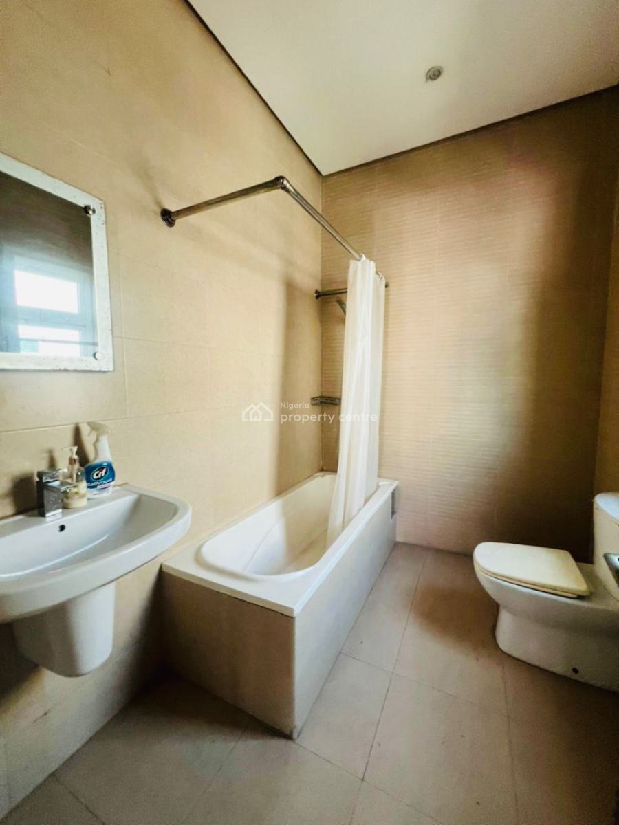 Exquisite and Spacious 4 Bedroom Semi Detached Duplex with Bq, Lekki Phase 1, Lekki, Lagos, Semi-detached Duplex for Rent