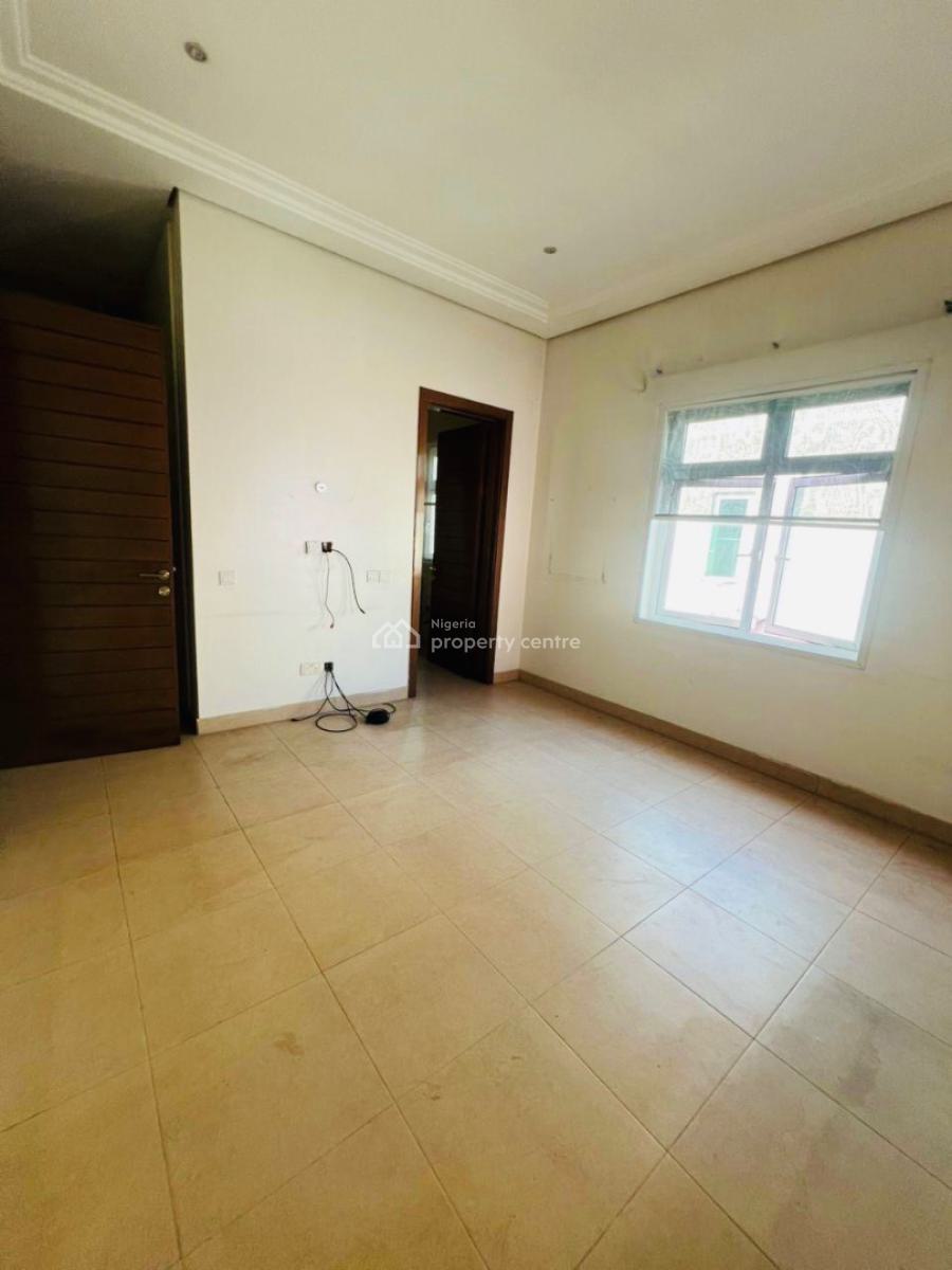 Exquisite and Spacious 4 Bedroom Semi Detached Duplex with Bq, Lekki Phase 1, Lekki, Lagos, Semi-detached Duplex for Rent
