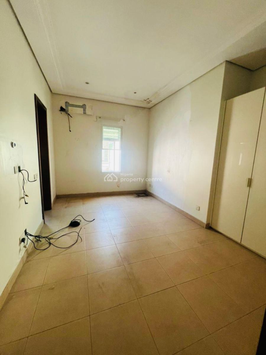 Exquisite and Spacious 4 Bedroom Semi Detached Duplex with Bq, Lekki Phase 1, Lekki, Lagos, Semi-detached Duplex for Rent